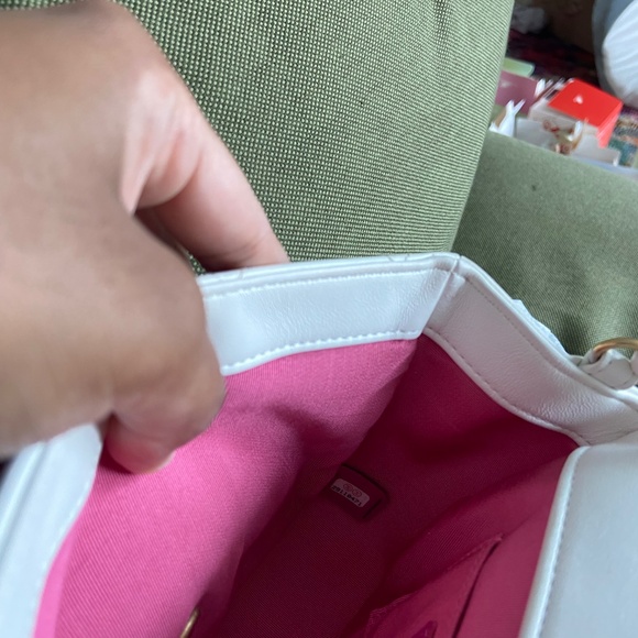 Chanel in the loop - Picture 10 of 15